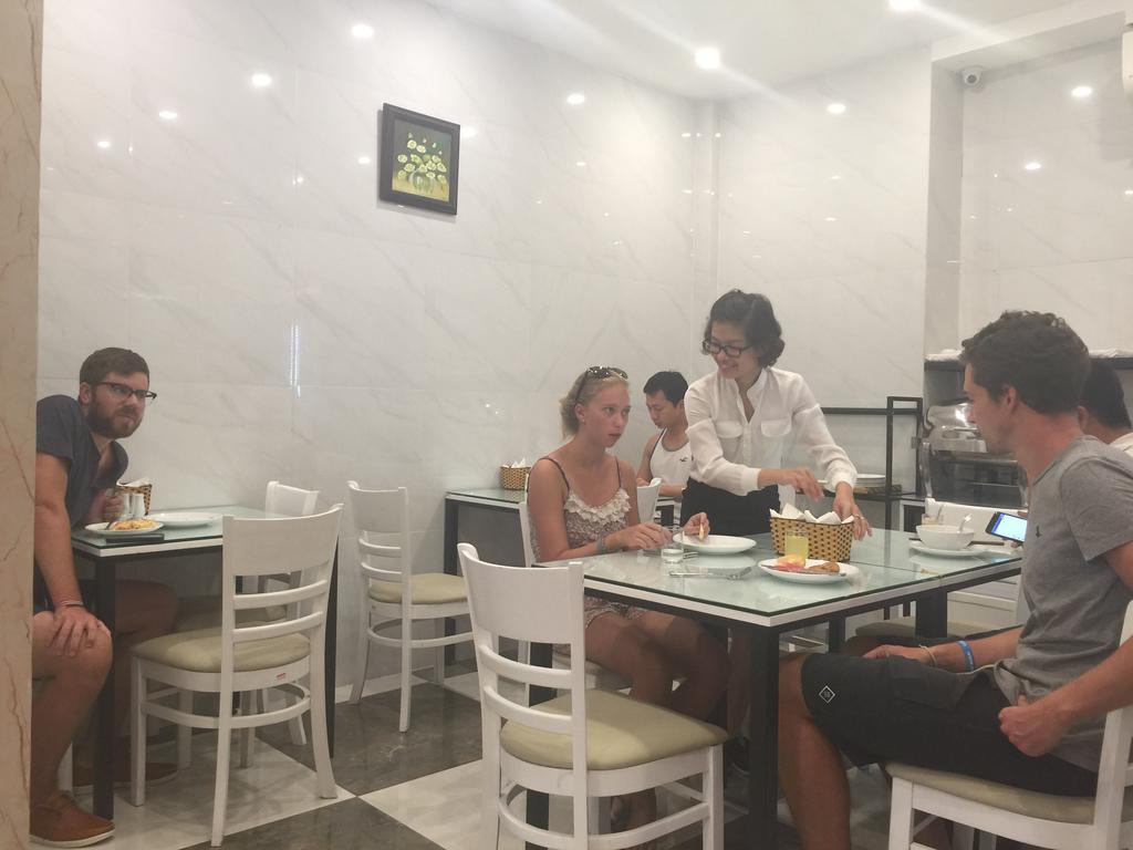 Ha Noi Holiday Center Hotel ハノイ市 エクステリア 写真