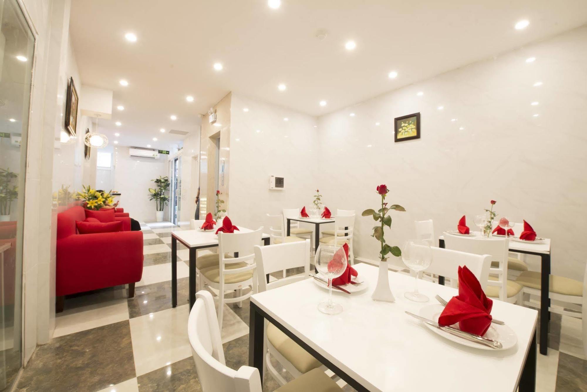 Ha Noi Holiday Center Hotel ハノイ市 エクステリア 写真