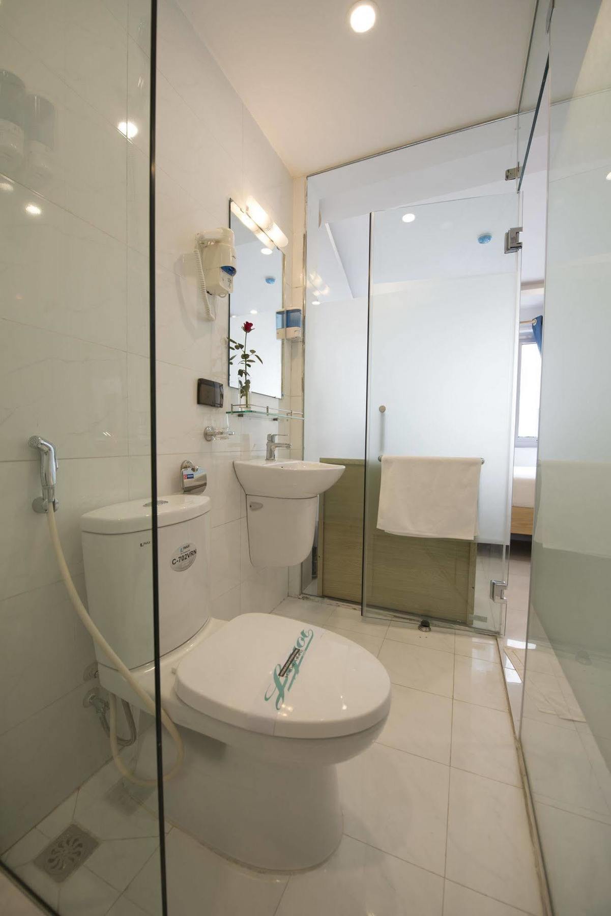 Ha Noi Holiday Center Hotel ハノイ市 エクステリア 写真
