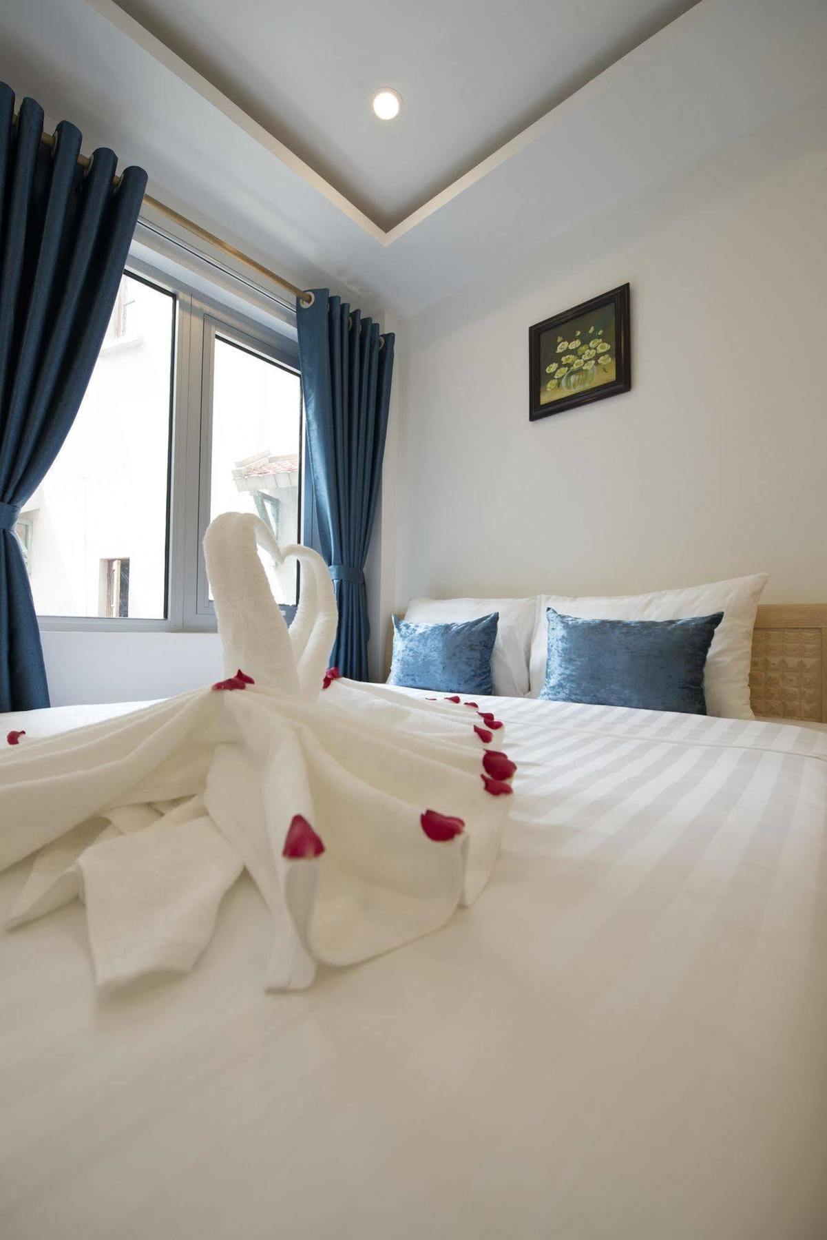 Ha Noi Holiday Center Hotel ハノイ市 エクステリア 写真