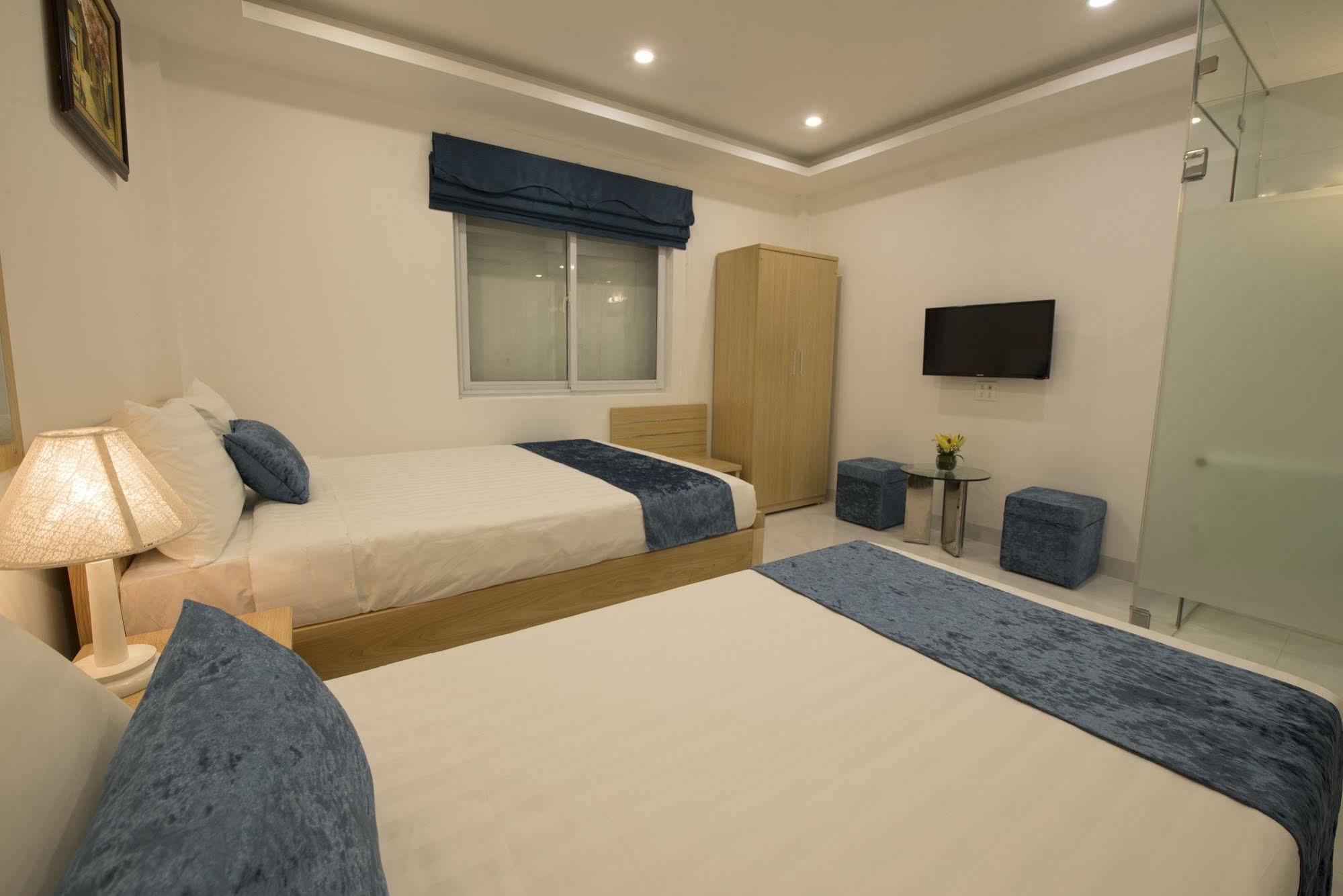 Ha Noi Holiday Center Hotel ハノイ市 エクステリア 写真