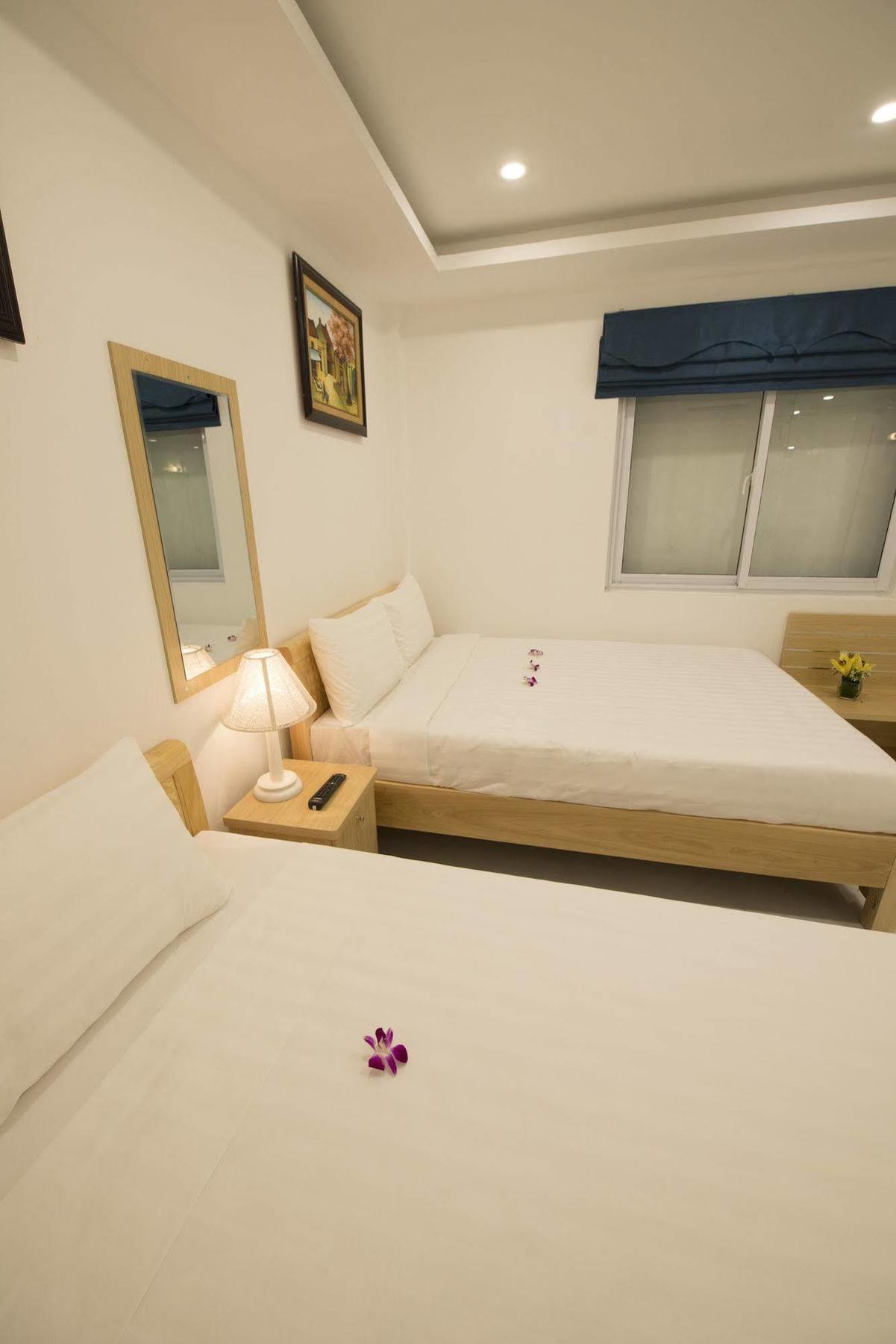 Ha Noi Holiday Center Hotel ハノイ市 エクステリア 写真